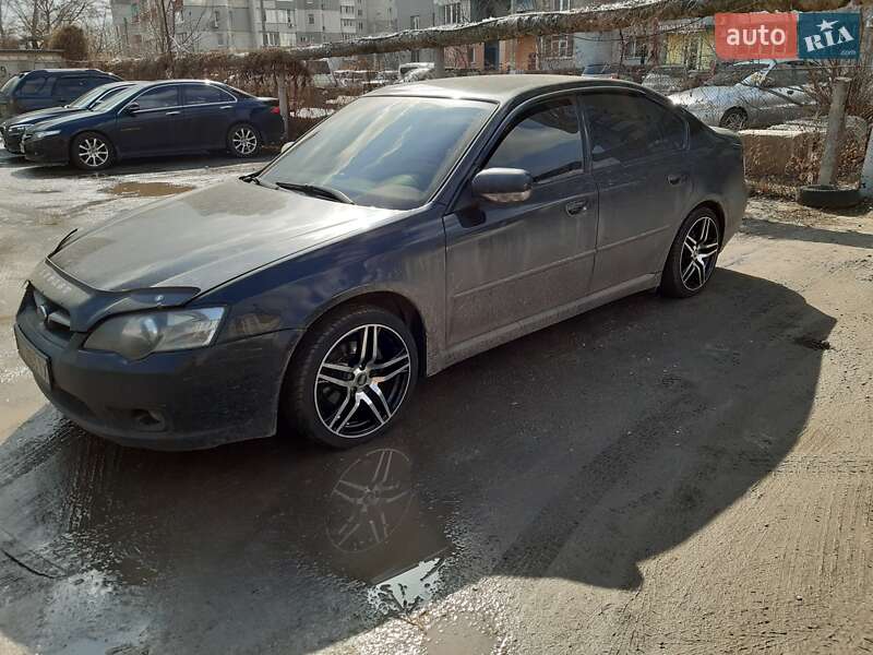 Седан Subaru Legacy 2004 в Харькове