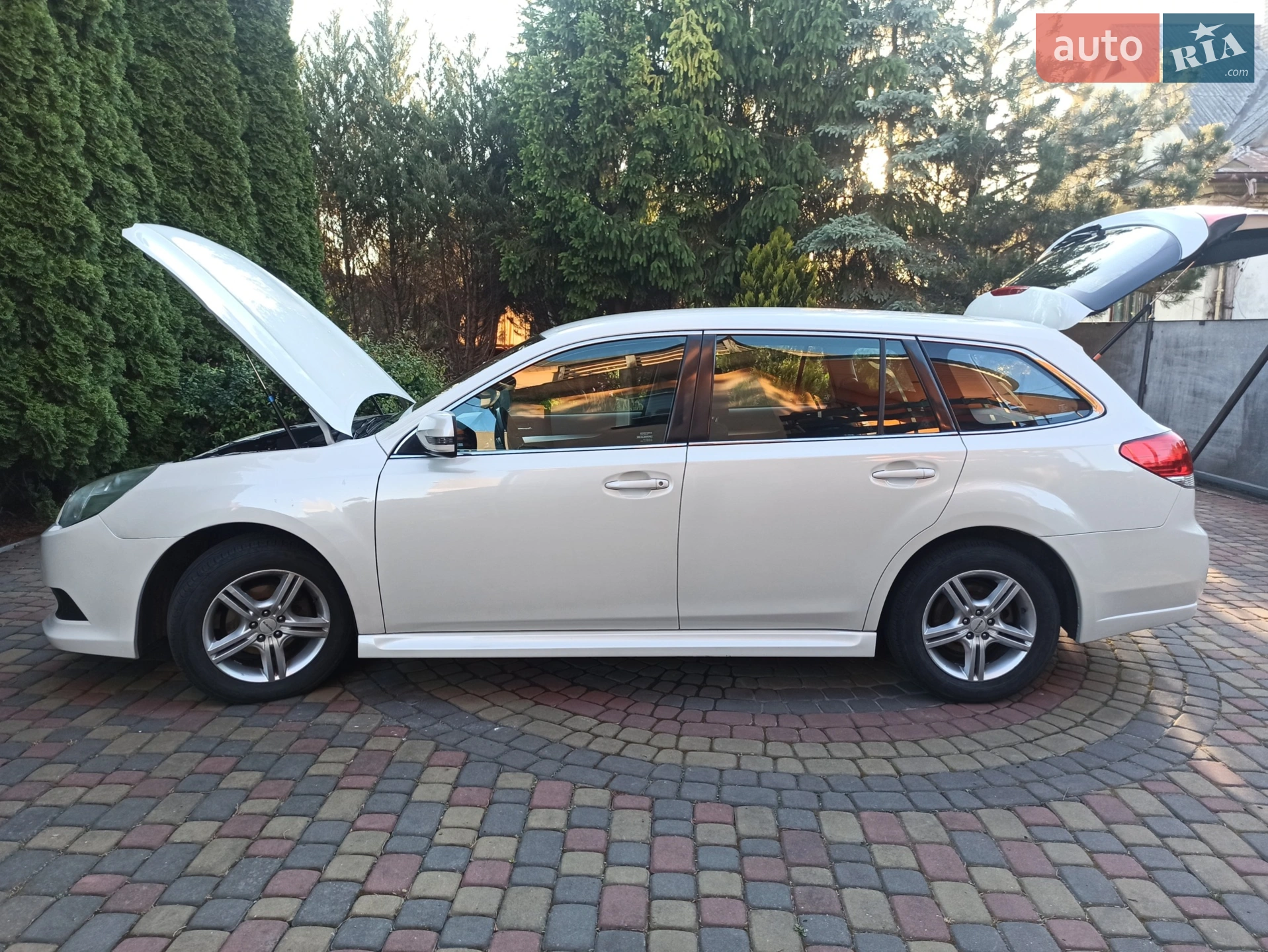 2010 Subaru Legacy - мініатюра 9
