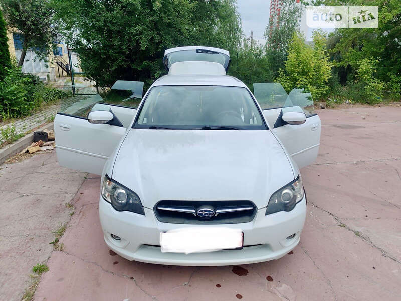 Універсал Subaru Legacy 2006 в Броварах