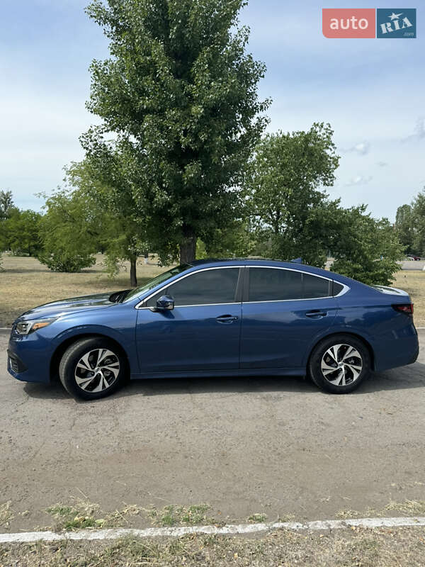 Седан Subaru Legacy 2022 в Кам'янському