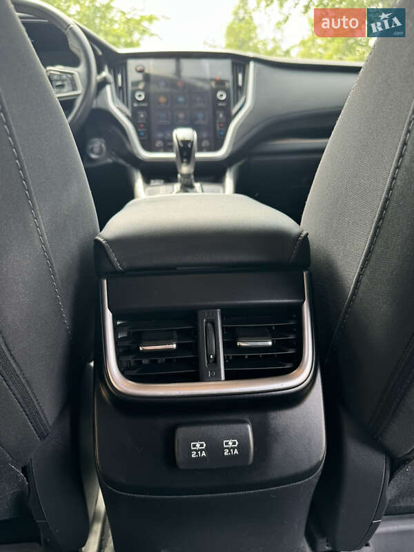 Седан Subaru Legacy 2022 в Кам'янському