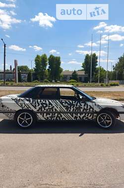 Седан Subaru Legacy 1990 в Кропивницькому