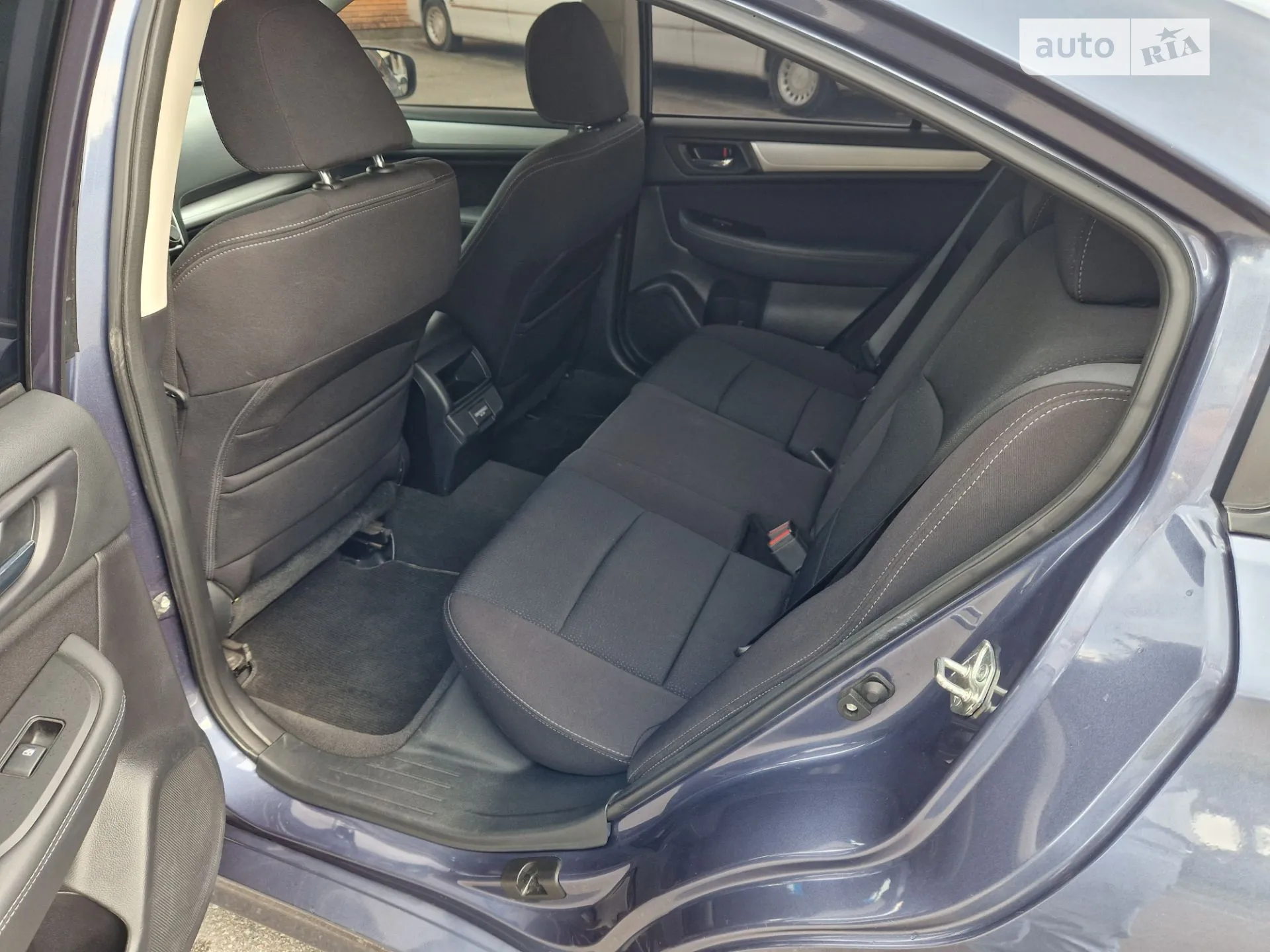 2017 Subaru Legacy - мініатюра 25