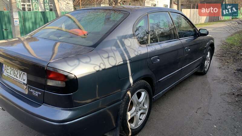 Седан Subaru Legacy 2000 в Дніпрі