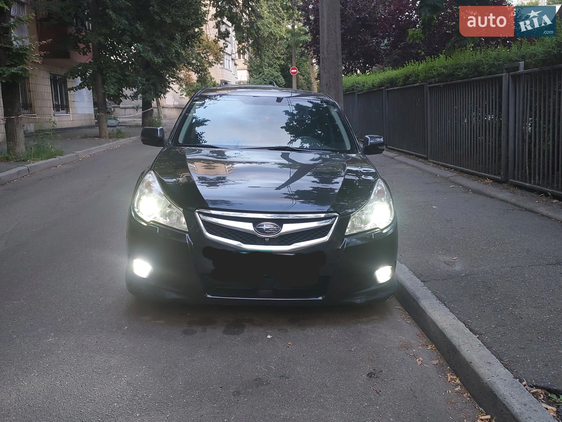 2010 Subaru Legacy - мініатюра 3