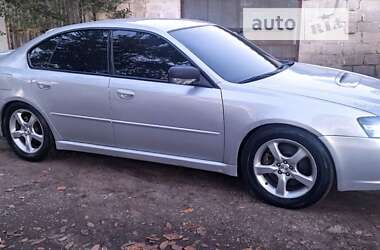 Седан Subaru Legacy 2005 в Днепре