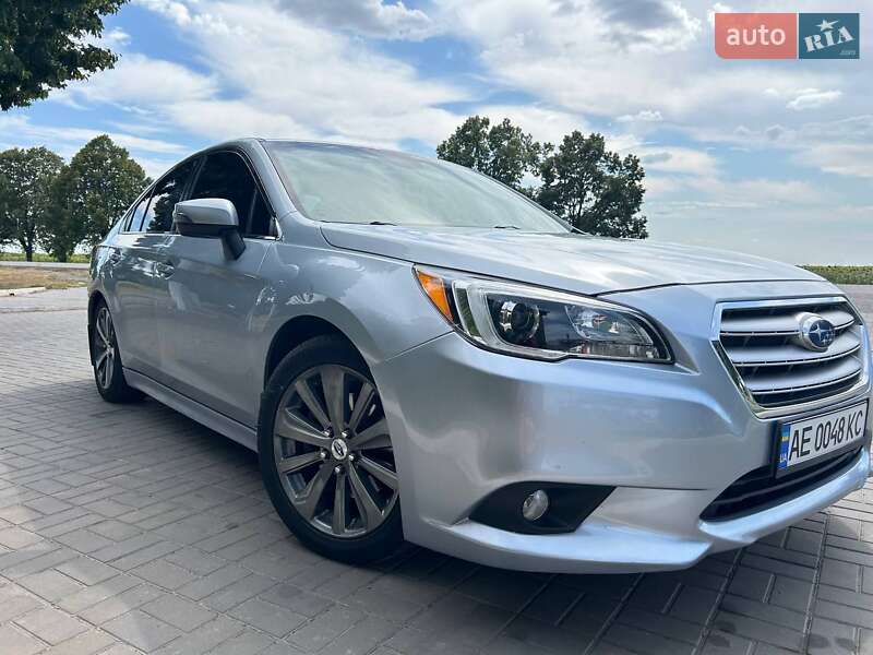 Седан Subaru Legacy 2015 в Дніпрі