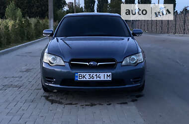 Седан Subaru Legacy 2004 в Ровно