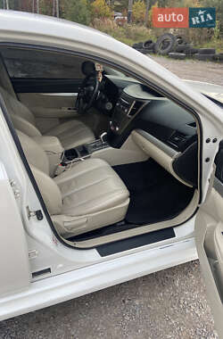 Седан Subaru Legacy 2010 в 