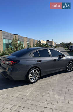 Седан Subaru Legacy 2023 в 
