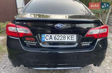 Седан Subaru Legacy 2017 в Киеве