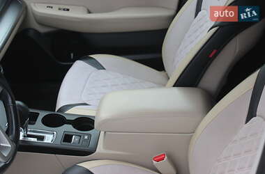 Седан Subaru Legacy 2014 в 