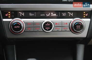 Седан Subaru Legacy 2014 в 
