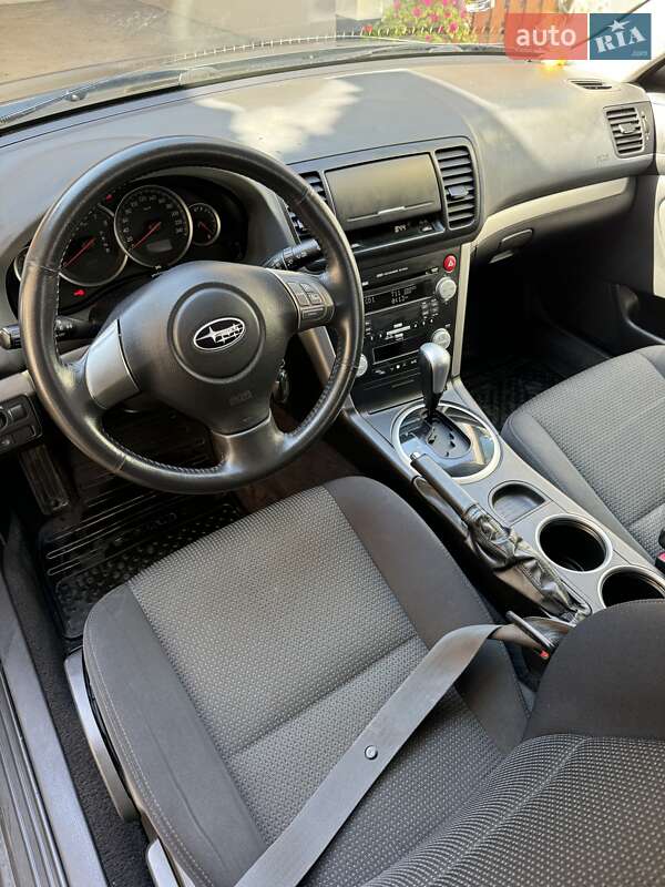Седан Subaru Legacy 2006 в Тячеве