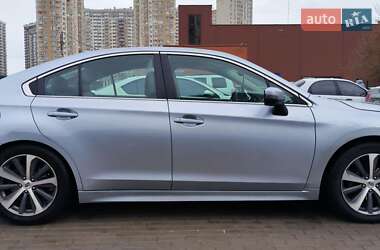 Седан Subaru Legacy 2016 в 