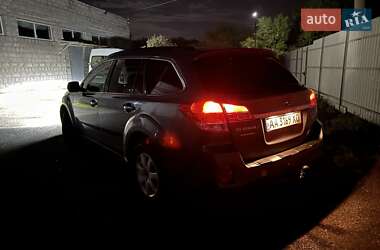 Универсал Subaru Legacy 2011 в 