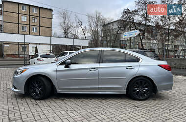 Седан Subaru Legacy 2015 в Дніпрі