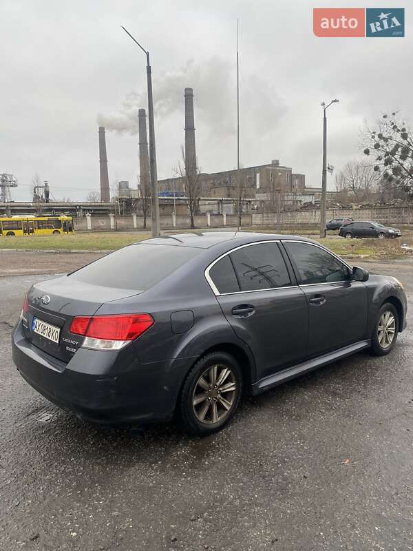 Седан Subaru Legacy 2012 в Киеве