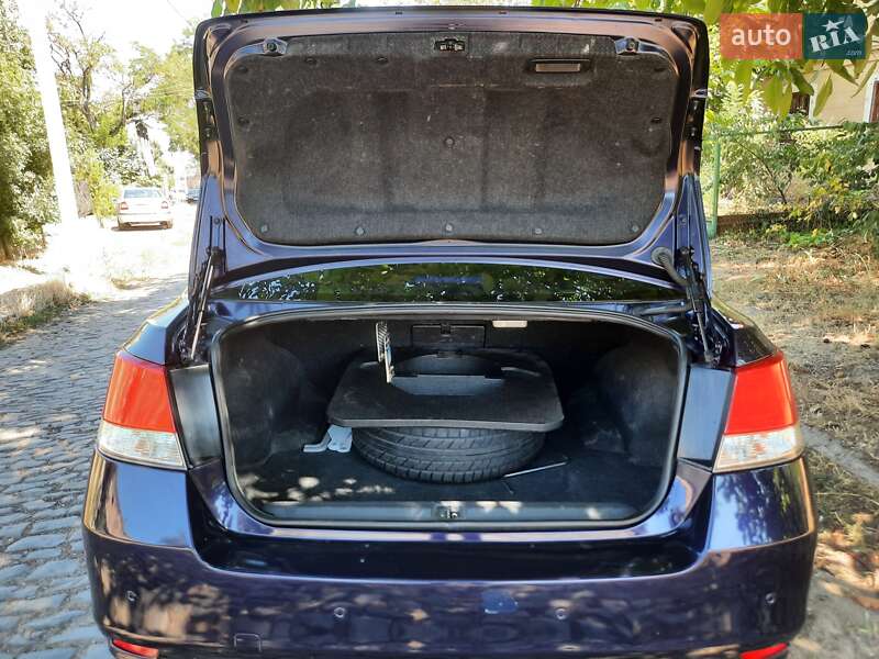 Седан Subaru Legacy 2010 в Одессе