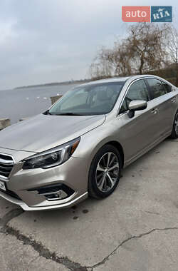 Седан Subaru Legacy 2018 в Днепре