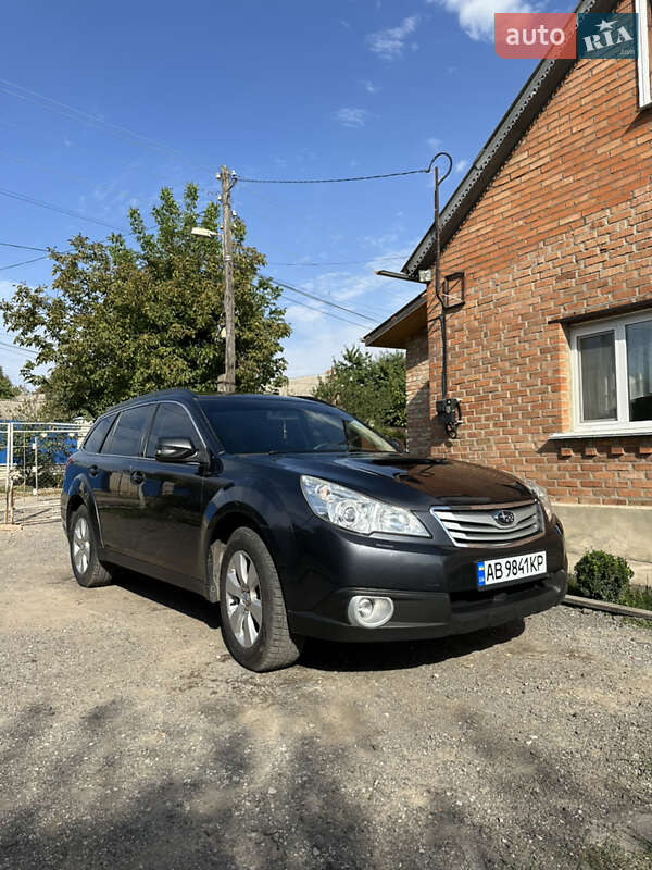 Універсал Subaru Legacy 2010 в Вінниці