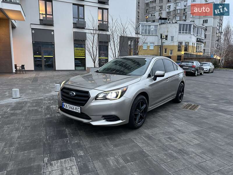 Седан Subaru Legacy 2014 в Киеве