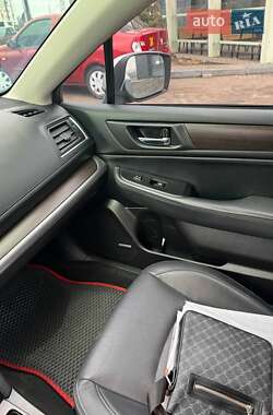 Седан Subaru Legacy 2016 в 