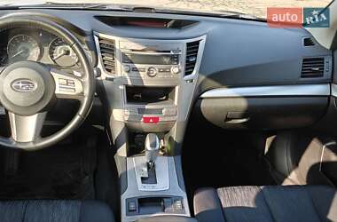 Седан Subaru Legacy 2010 в Днепре