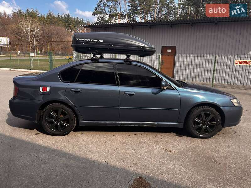 Седан Subaru Legacy 2003 в Харькове
