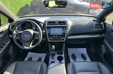 Седан Subaru Legacy 2018 в 