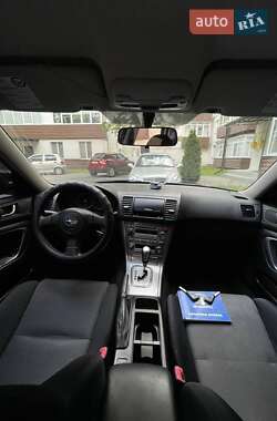 Седан Subaru Legacy 2006 в 