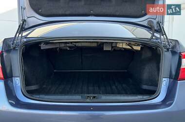 Седан Subaru Legacy 2014 в 