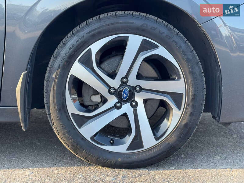 Седан Subaru Legacy 2020 в Киеве