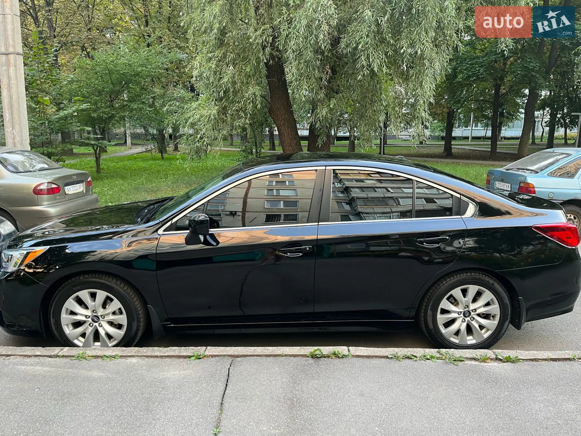 2015 Subaru Legacy - мініатюра 2