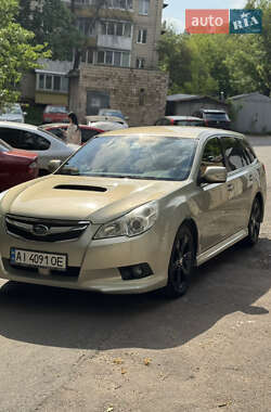 Универсал Subaru Legacy 2010 в 