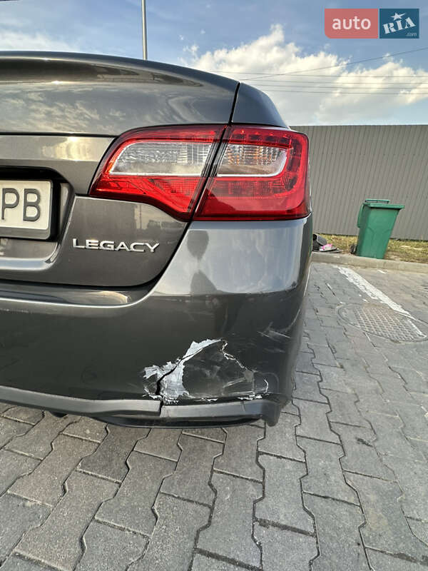 Седан Subaru Legacy 2018 в Киеве
