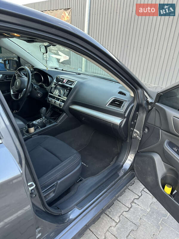 Седан Subaru Legacy 2018 в Киеве