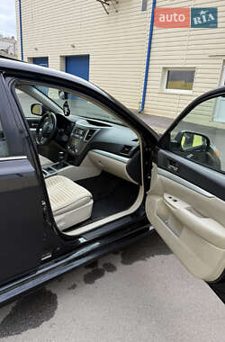 Седан Subaru Legacy 2012 в 