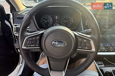 Седан Subaru Legacy 2023 в 