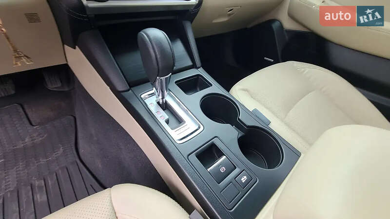 Седан Subaru Legacy 2018 в Дніпрі