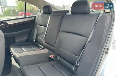 Седан Subaru Legacy 2015 в 