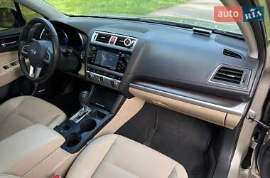 Седан Subaru Legacy 2014 в 