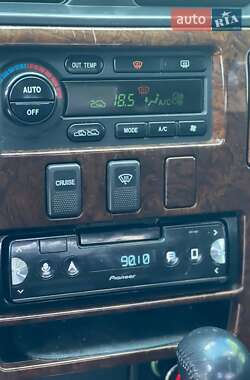 Седан Subaru Legacy 1999 в 