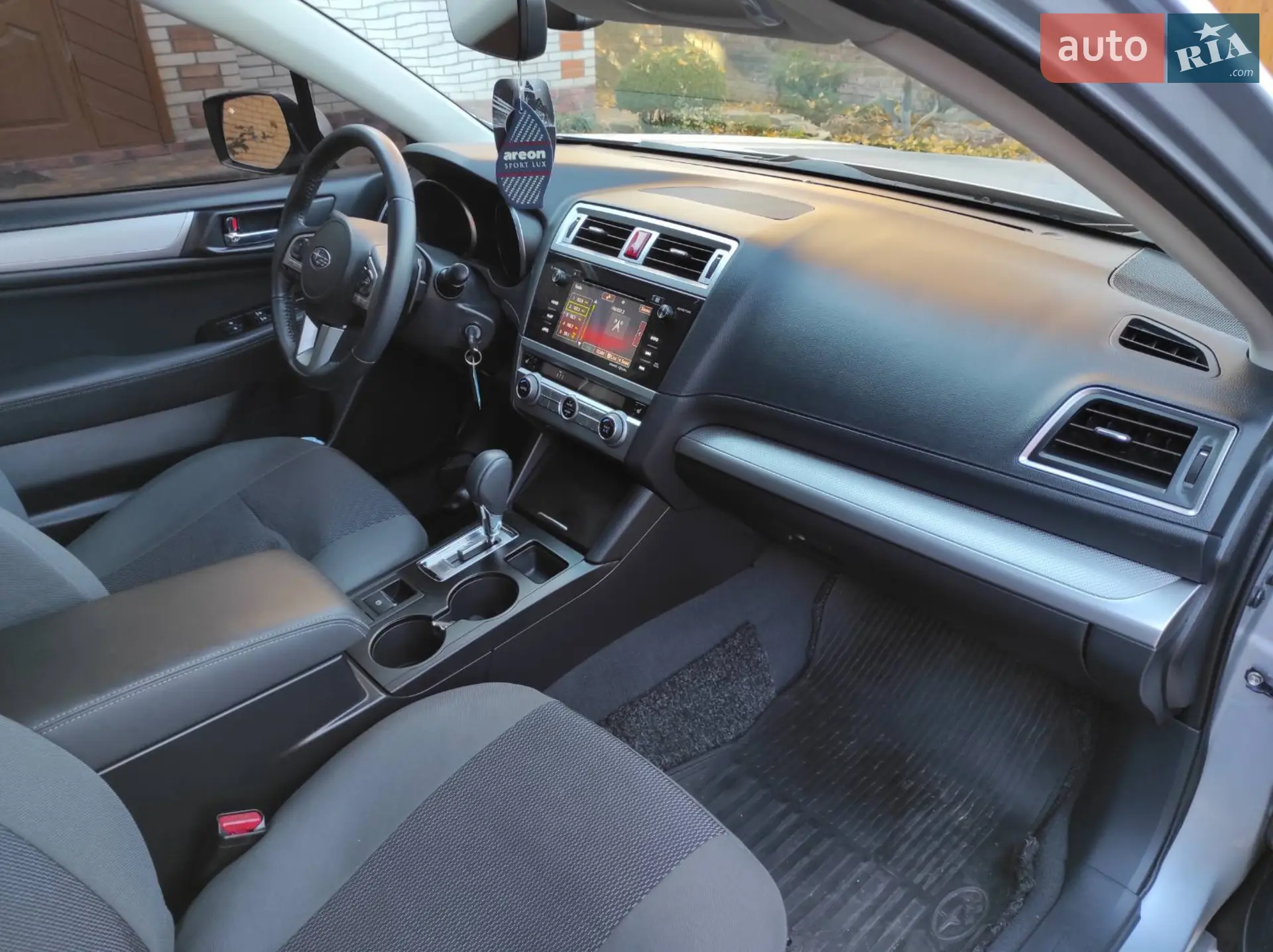 2016 Subaru Legacy - мініатюра 18