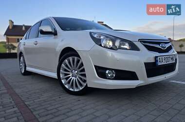 Седан Subaru Legacy 2012 в 
