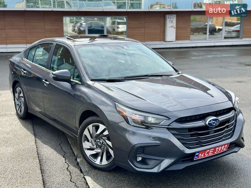 Седан Subaru Legacy 2023 в 