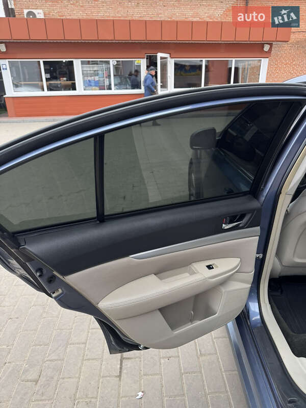 Седан Subaru Legacy 2014 в Сумах