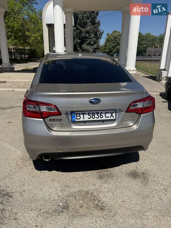 Седан Subaru Legacy 2015 в 
