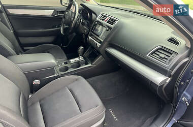 Седан Subaru Legacy 2016 в 