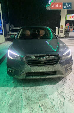 Седан Subaru Legacy 2015 в 
